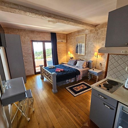 Medin Apartments Bluvista Petrovac Eksteriør billede