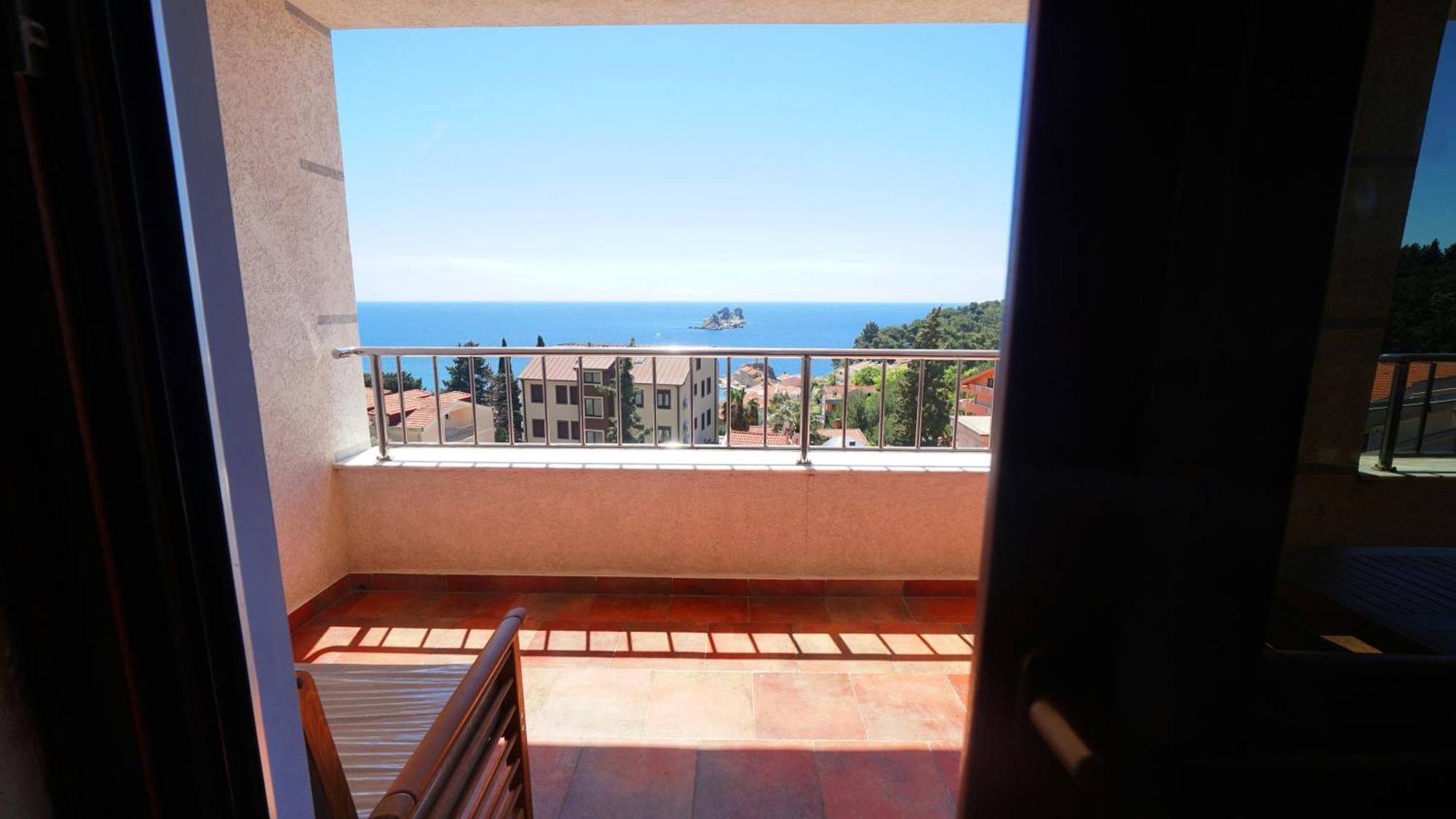Medin Apartments Bluvista Petrovac Eksteriør billede