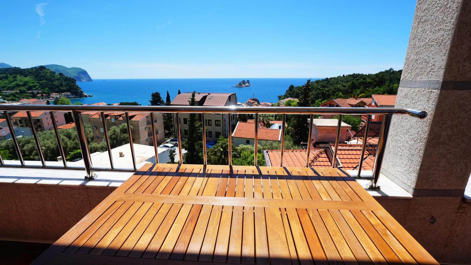 Medin Apartments Bluvista Petrovac Eksteriør billede