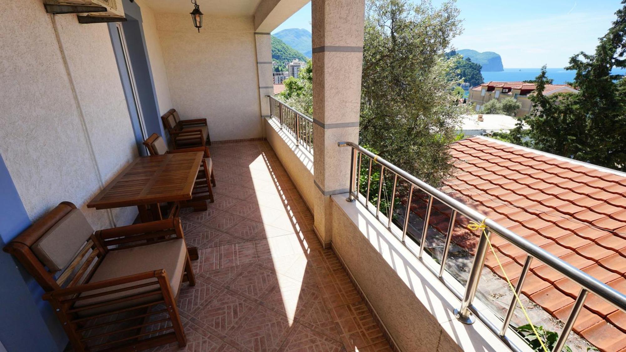 Medin Apartments Bluvista Petrovac Eksteriør billede