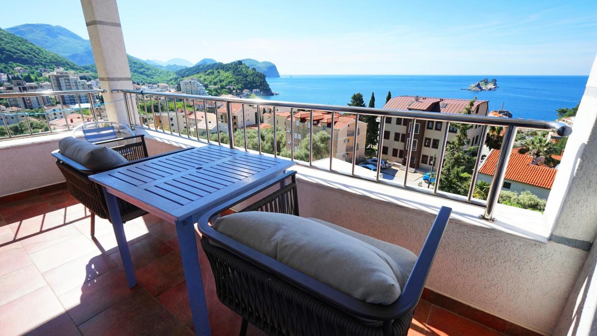 Medin Apartments Bluvista Petrovac Eksteriør billede