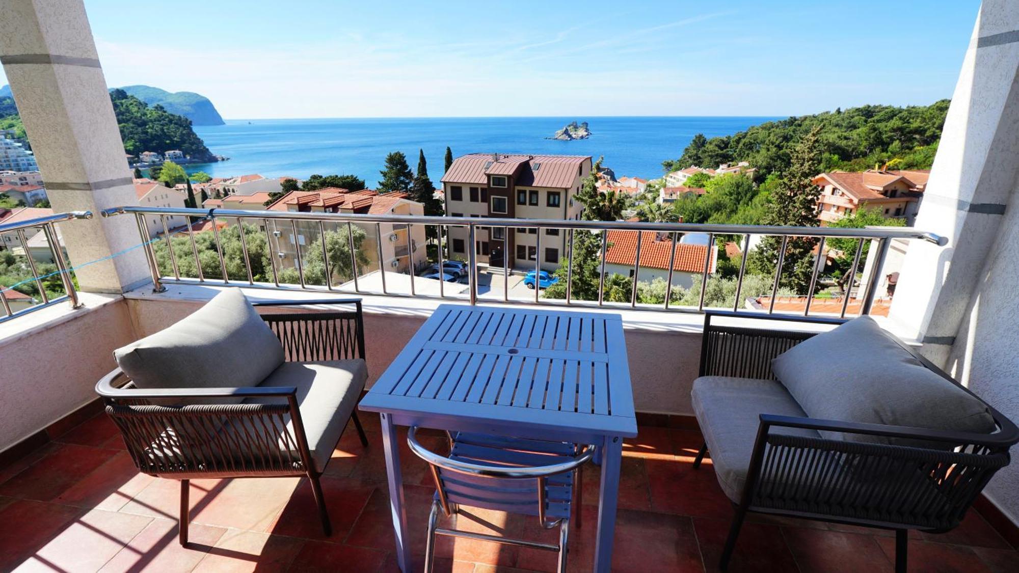 Medin Apartments Bluvista Petrovac Eksteriør billede