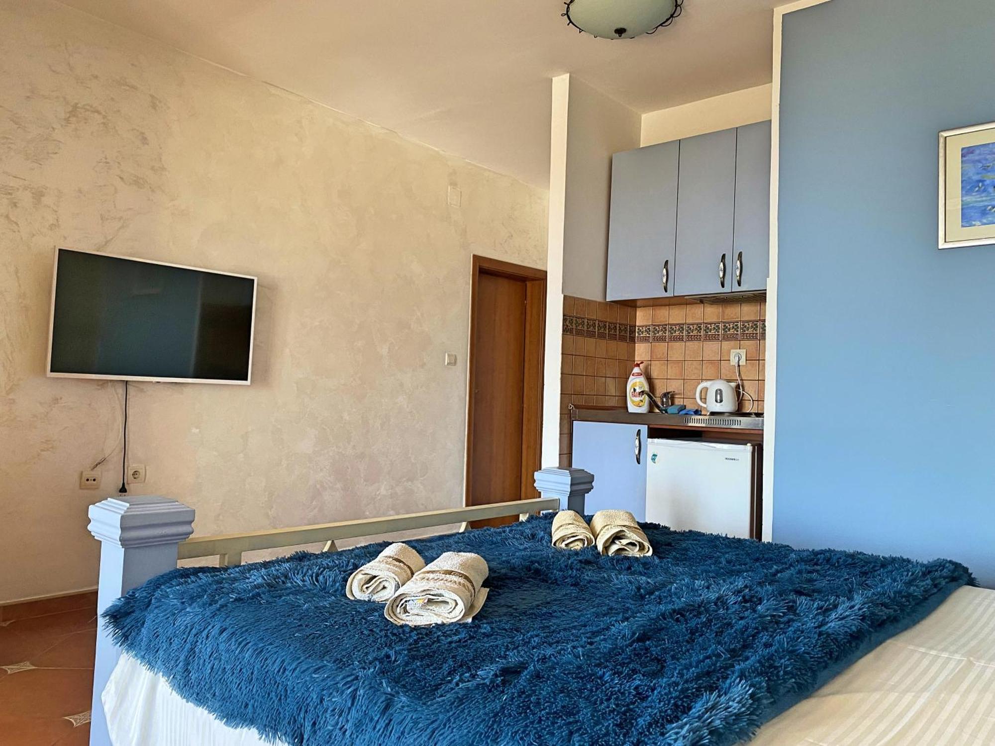 Medin Apartments Bluvista Petrovac Eksteriør billede