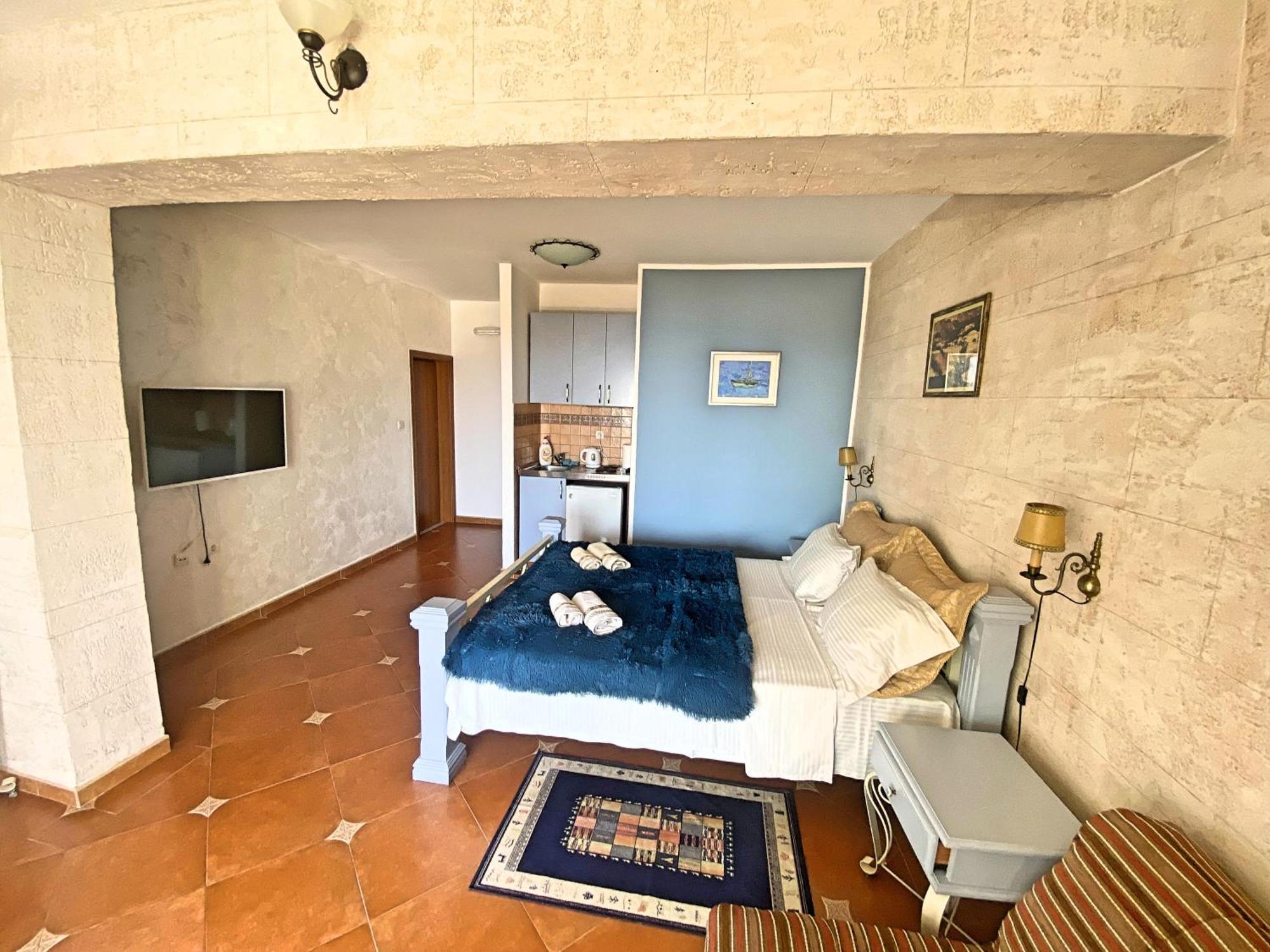 Medin Apartments Bluvista Petrovac Eksteriør billede